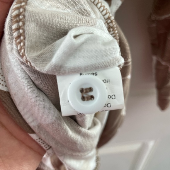 🎈SOLD🎈Ava Sky Cardi Bee - Picture 4 of 4